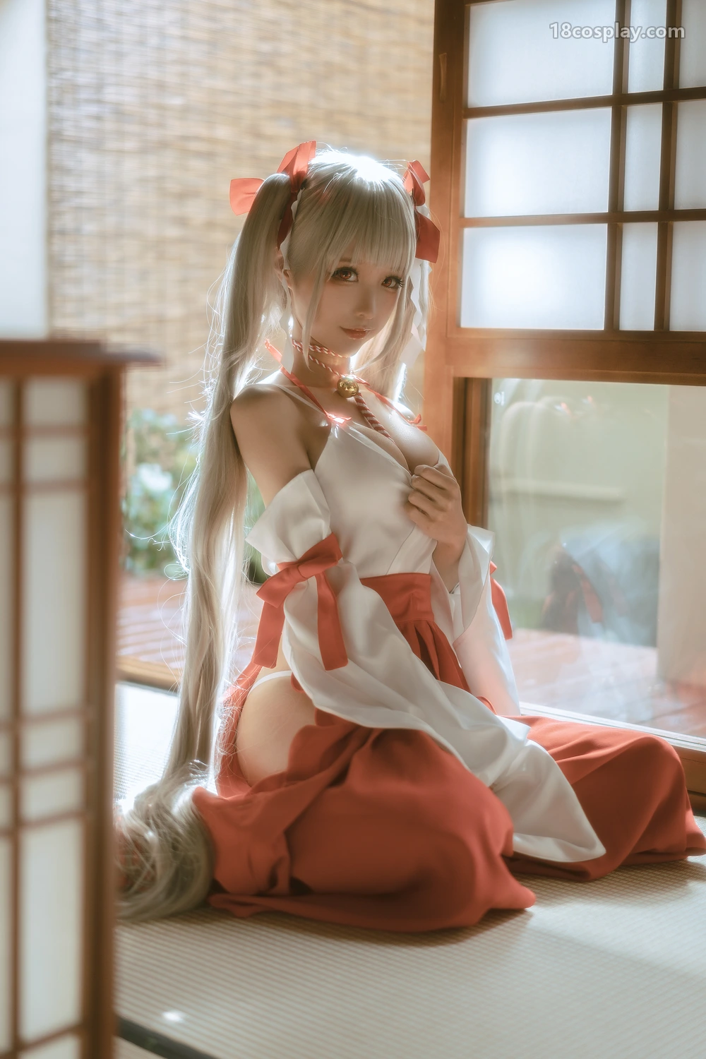 Chunmomo – Formidable - Miko (Azur Lane)