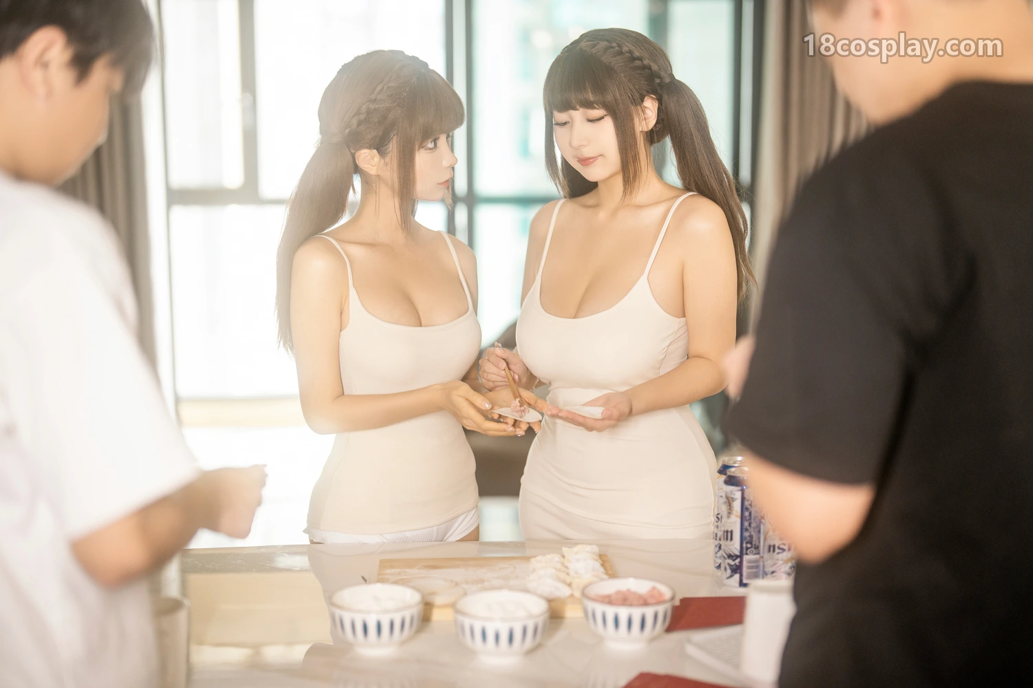 Chunmomo – & Chúc Mừng Năm Mới
